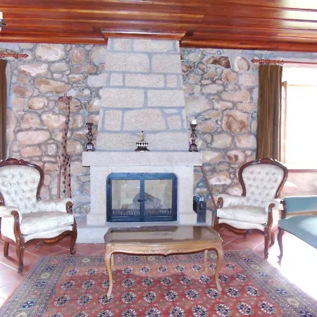 6 Bedrooms With Private Pool Enclosed Garden And Wifi At Willa *