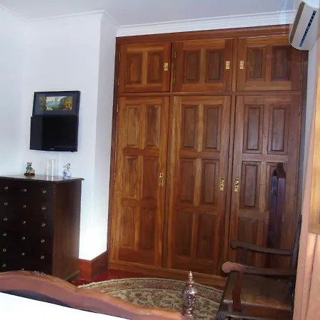6 Bedrooms With Private Pool Enclosed Garden And Wifi At Fermedo