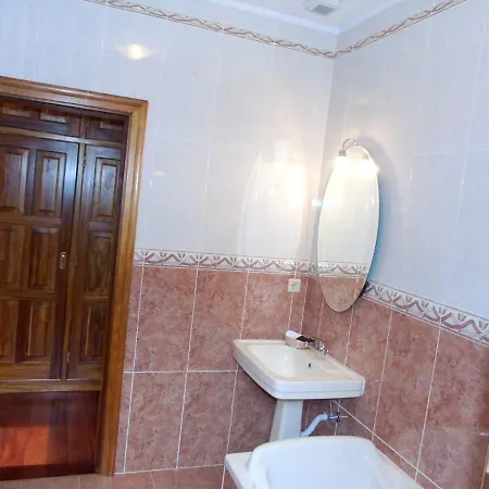 6 Bedrooms With Private Pool Enclosed Garden And Wifi At Willa
