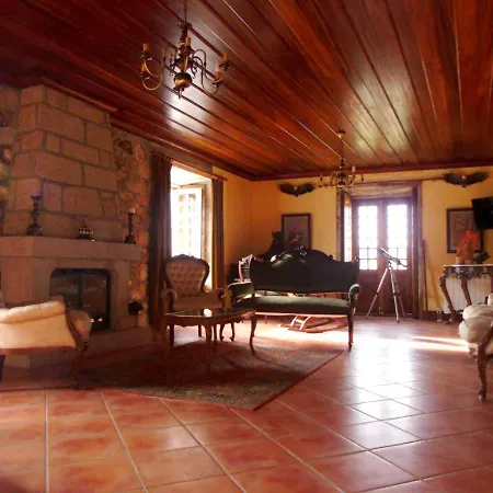 6 Bedrooms With Private Pool Enclosed Garden And Wifi At Fermedo