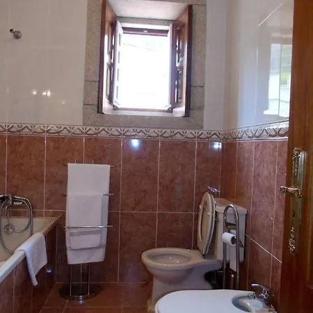 6 Bedrooms With Private Pool Enclosed Garden And Wifi At